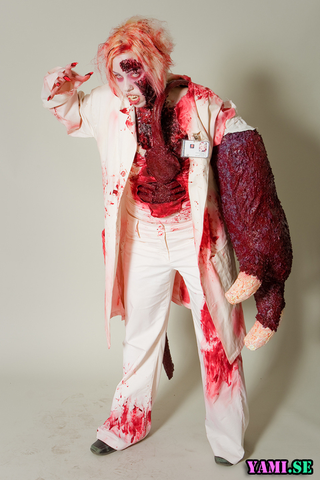 Illustration for article titled From Left 4 Dead to Resident Evil, This Lady Loves Zombies